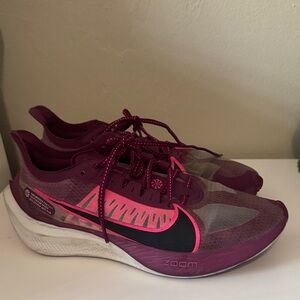 Nike Women's Athletic Shoes - Pink and Black